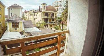 Кровать в общем 6-местном номере для мужчин и женщин в Гостинице Хостел Март